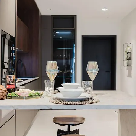 Elite Mercury Towers 1bed By Homely