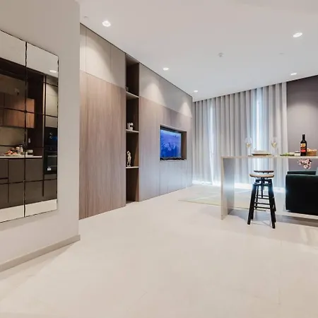 Elite Mercury Towers 1bed By Homely Lejlighed